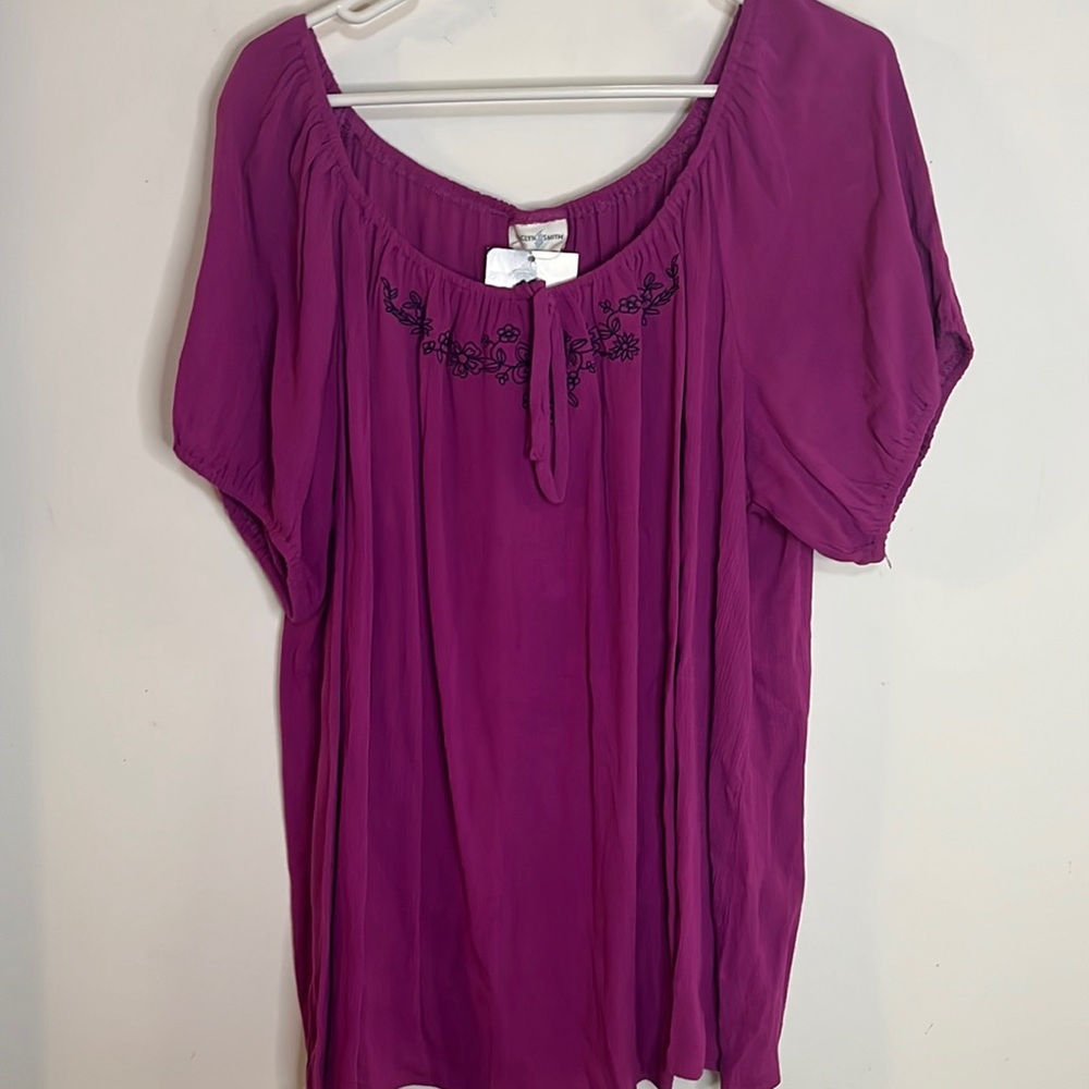 Jaclyn Smith Blouse Women's Size 1X Short Sleeve Smock Blouse. NWT.